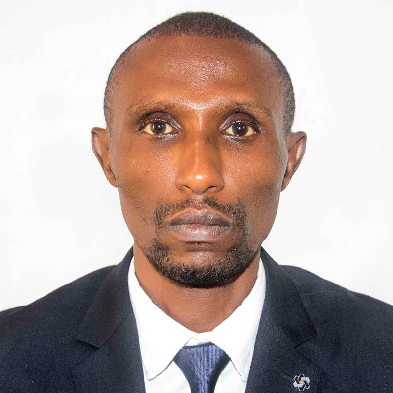 Dr. Daniel Mburamatare